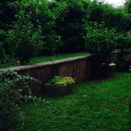 Сasa de vacaciones Omas Haus Toscolano-Maderno